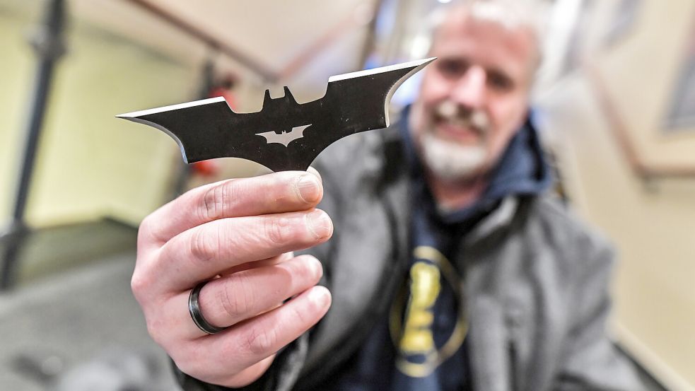 Das Wurfmesser von Batman, der sogenannte Batarang, kam auch im Film zum Einsatz. Foto: Ortgies