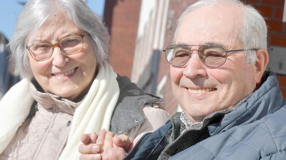 Maria Emilia und Emilio Relvado feiern am 24. März 2025 ihre diamantene Hochzeit. Ihre Liebe begann in Portugal. Foto: Ortgies
