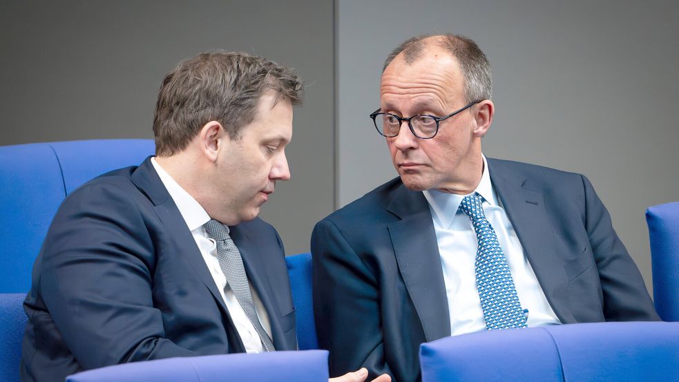 Verhandeln bisher eigentlich recht geräuschlos: SPD-Chef Lars Klingbeil (links) und CDU-Chef Friedrich Merz (CDU) Foto: Imago/Political-Moments