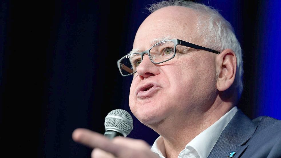 Als Vize wurde es nichts, will Tim Walz nun ins Oval Office? (Archivbild) Foto: Matthew Putney/AP/dpa