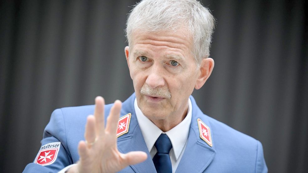Martin Schelleis hält es für notwendig, die Bevölkerung für Risiken zu sensibilisieren. (Archivfoto) Foto: Bernd von Jutrczenka/dpa
