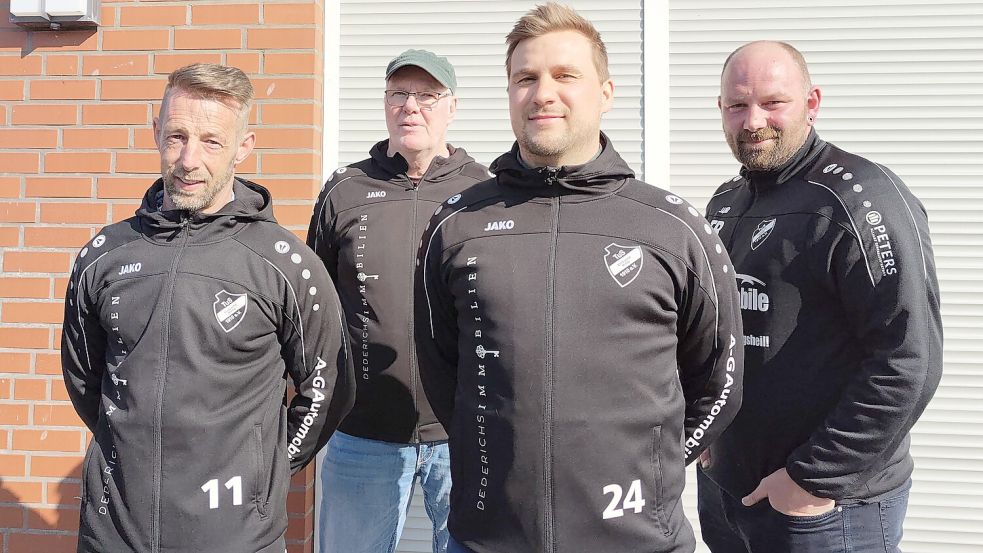 Matthias Voss (rechts) ist künftig Sportlicher Leiter und legt den Trainerjob in die Hände von (von links) Ingo Ukena, Georg Beyer und Ralf Ludwigs. Foto: Becker