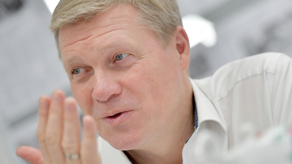 Teilt im Gespräch mit unserer Redaktion gegen Rot-Grün in Niedersachsen aus: Ulf Thiele (Filsum), stellvertretender Fraktionschef der CDU im Landtag. Foto: Ortgies/Archiv