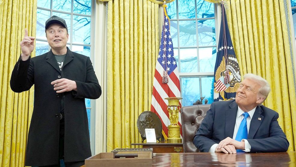 Musk hält den Mond für „Ablenkung“ und will zum Mars. (Archivbild) Foto: Alex Brandon/AP/dpa