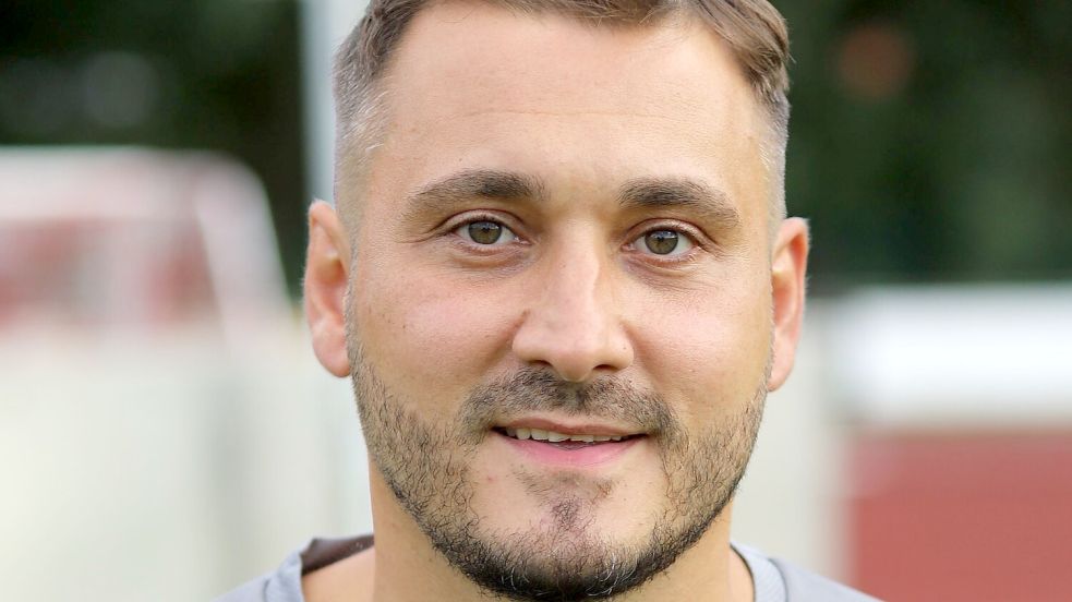 Claudio Casto möchte noch einmal angreifen. Foto: Doden/Emden