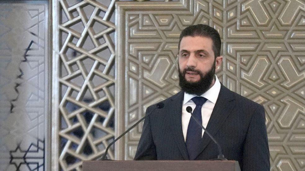 Syriens Übergangspräsident Scharaa ist um internationale Akzeptanz bemüht. Foto: Moawia Atrash/dpa