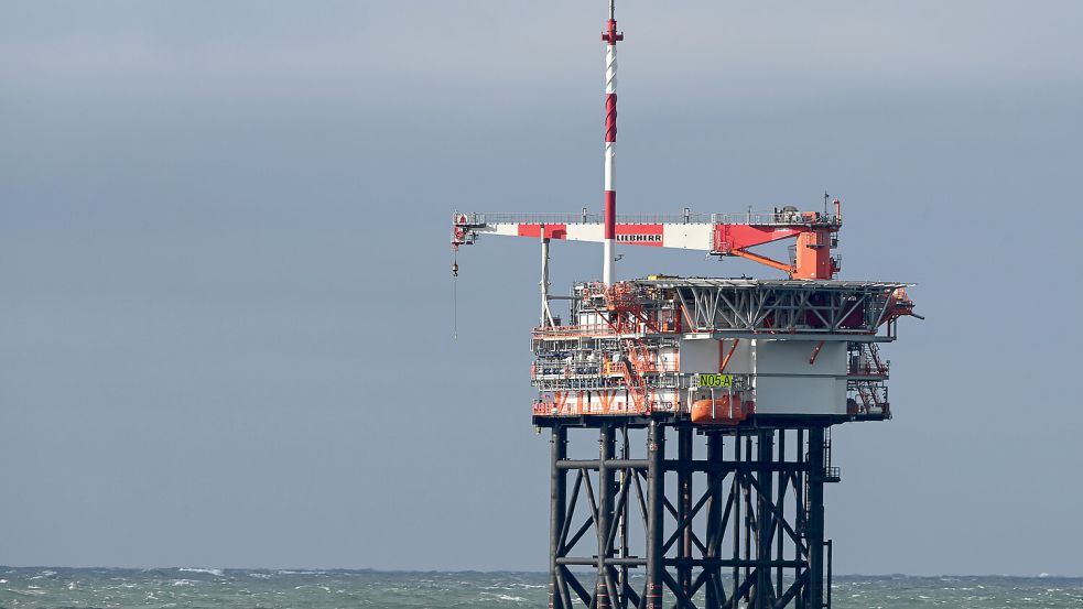 Im August 2024 wurde die Plattform N05-A in der niederländischen Nordsee installiert. Foto: Penning/dpa