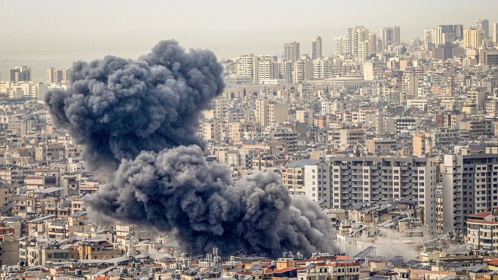 Innerhalb weniger Tage greift Israels Luftwaffe erneut in einem Vorort von Beirut an. (Archivbild) Foto: Marwan Naamani/dpa