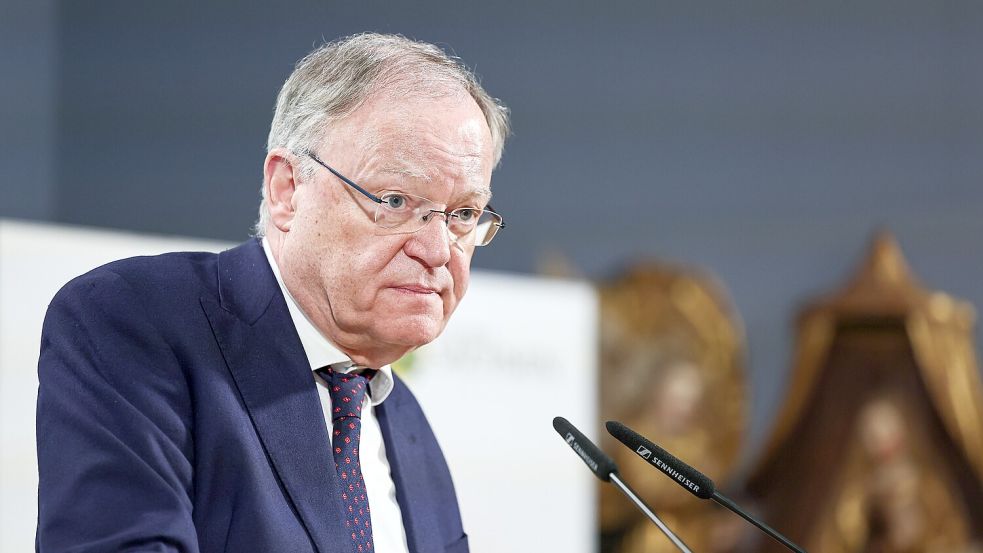 Niedersachsens Ministerpräsident Stephan Weil (SPD) ist hinter Reiner Haseloff (CDU/Sachsen-Anhalt) und Winfried Kretschmann (Grüne/Baden-Württemberg) drittdienstältester Regierungschef. Foto: dpa/Hannes P Albert