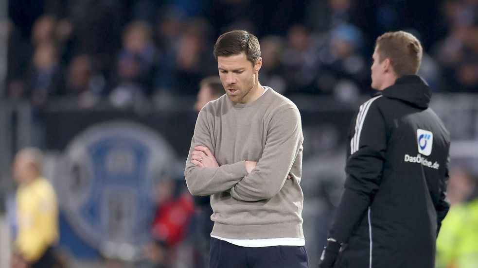 Die Taktik von Xabi Alonso ging bei Drittligist Bielefeld nicht auf. Foto: Friso Gentsch/dpa