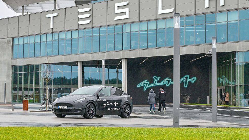 Zahlen der Auslieferungen von Tesla weiter zurückgegangen. Foto: Patrick Pleul