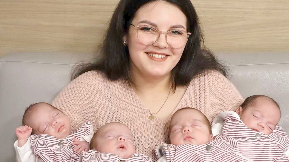Die Vierlinge haben ihr Geburtsgewicht inzwischen etwa verdoppelt. Sie dürfen nun mit Mutter Vasilica-Florentina Imbrea das Krankenhaus verlassen. Foto: Daniel Meier/St. Marienhospital