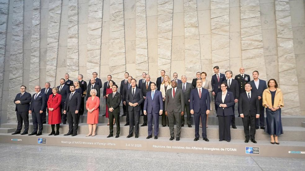 Die Nato-Außenminister beraten in Brüssel. Foto: Virginia Mayo/AP/dpa