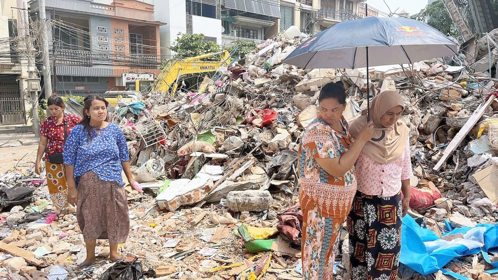 Menschen vor Ort sprechen von einer „Jahrhundertkatastrophe“. Foto: -/kyodo/dpa