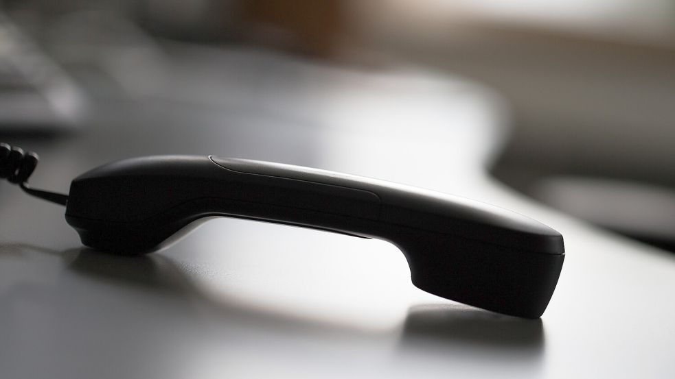 Mit einer neuen Masche versuchen Betrüger, über das Telefon oder per E-Mail ihre Opfer zu schröpfen. Foto: DPA