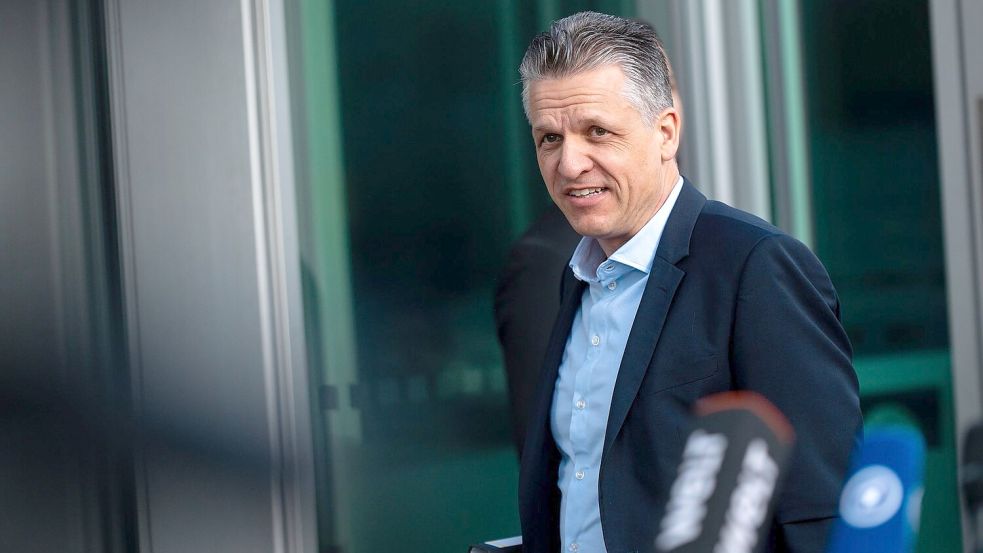 Top-Verhandler von CDU, CSU und SPD ringen angesichts einer in Umfragen immer mehr erstarkenden AfD weiter um die Finanzierung zentraler Projekte einer schwarz-roten Koalition. Hier der Parlamentarische Geschäftsführer der Unionsfraktion im Bundestag, Thorsten Frei (CDU). Foto: Christophe Gateau/dpa