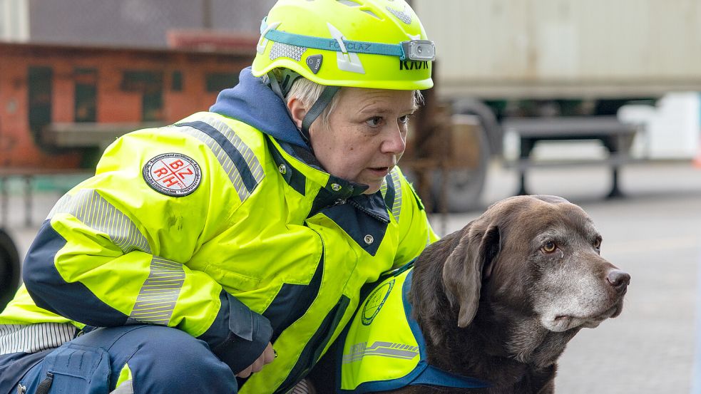Michaela Berger leitet die Rettungshundestaffel Elbe-Weser-Dreieck. Foto: Hannah Baumann