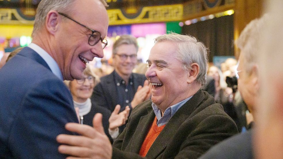 Der ehemalige Saar-Ministerpräsident und Ex-CDU-Landesparteichef Peter Müller sieht die Koalitionsverhandler weit von dem von CDU-Chef Friedrich Merz im Wahlkampf versprochenen Politikwechsel bei zentralen Unions-Themen entfernt. Foto: Oliver Dietze/dpa