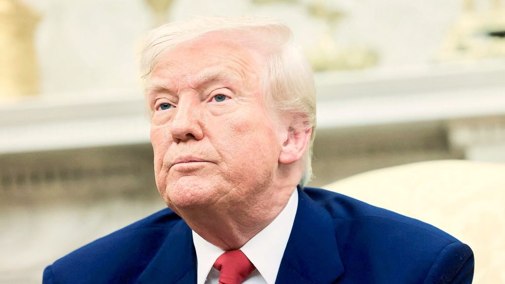 Trump kündigte überraschend Gespräche mit dem Iran an. Foto: -/Pool via AP/dpa