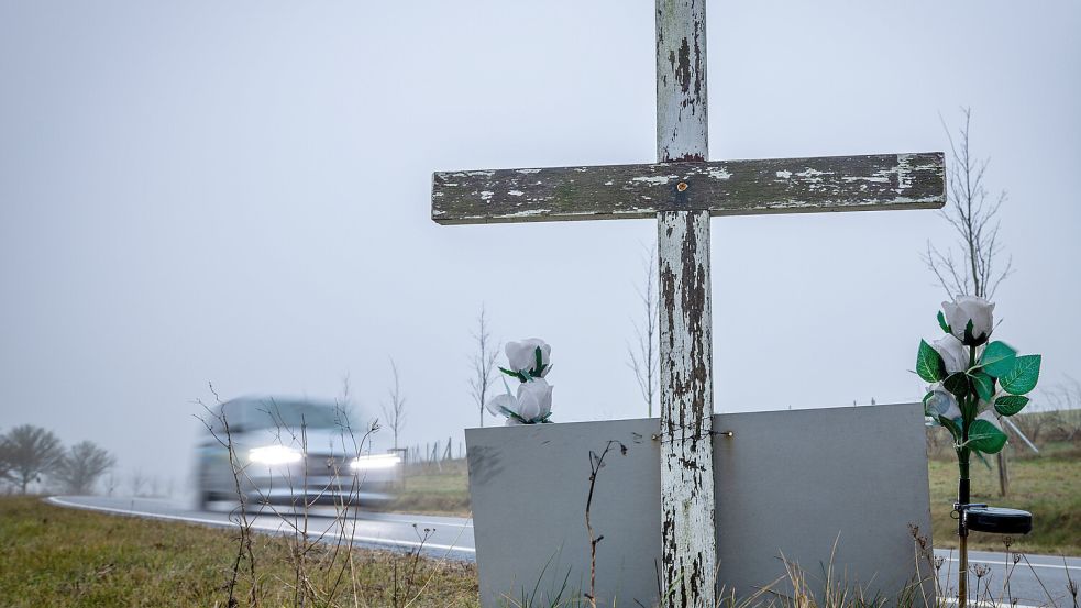 Die Zahl der Verkehrstoten in Niedersachsen sinkt auf den tiefsten Stand seit Beginn der statistischen Aufzeichnungen. Foto: Jens Büttner/dpa