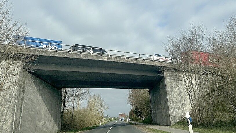 Einen Unfall hat es am Dienstagmorgen an der A 28 in Filsum gegeben. Der Verkehr staute sich. Foto: privat