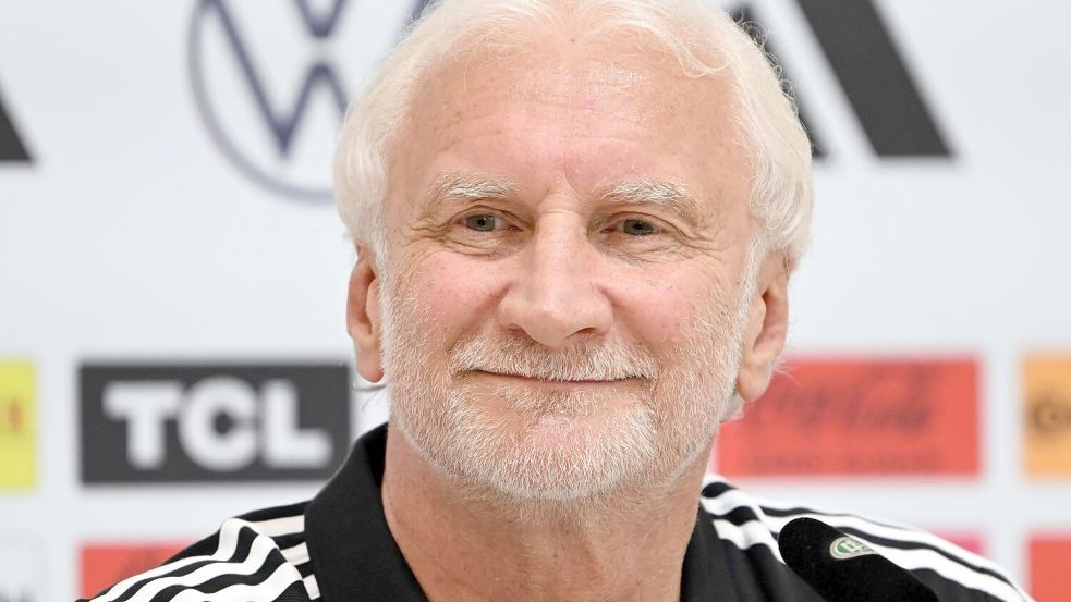 Rudi Völler bleibt bis 2028 DFB-Sportdirektor. Foto: Federico Gambarini/dpa