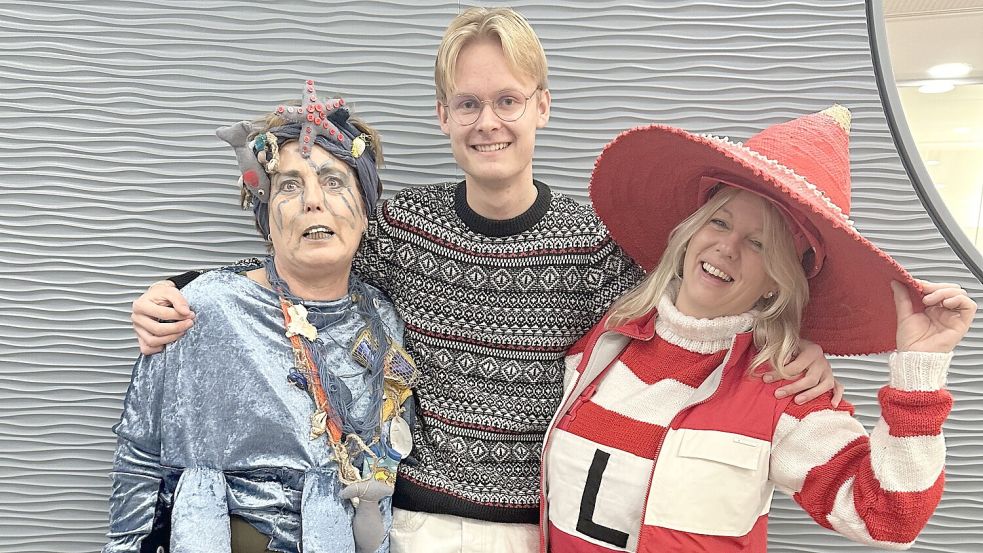 Regisseur Remmer de Vries mit den Schauspielerinnen Kristin Franke (rechts) und Marion Janßen-Ukena. Fotos: privat