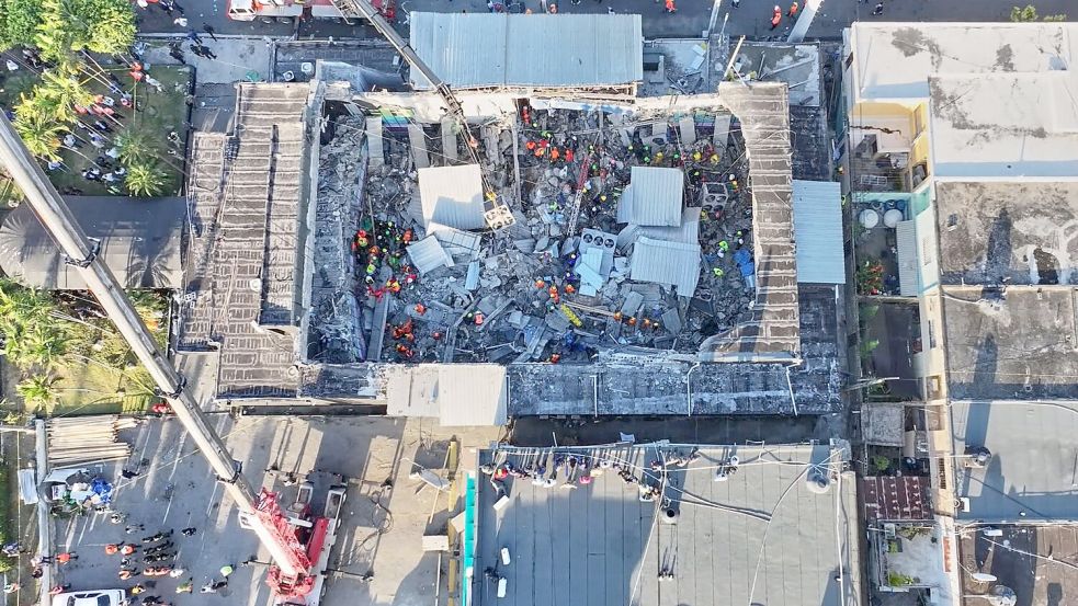 Während eines Merengue-Konzerts stürzte das Dach der Diskothek auf die Feiernden. Foto: Uncredited/Noticias SIN via AP/AP/dpa