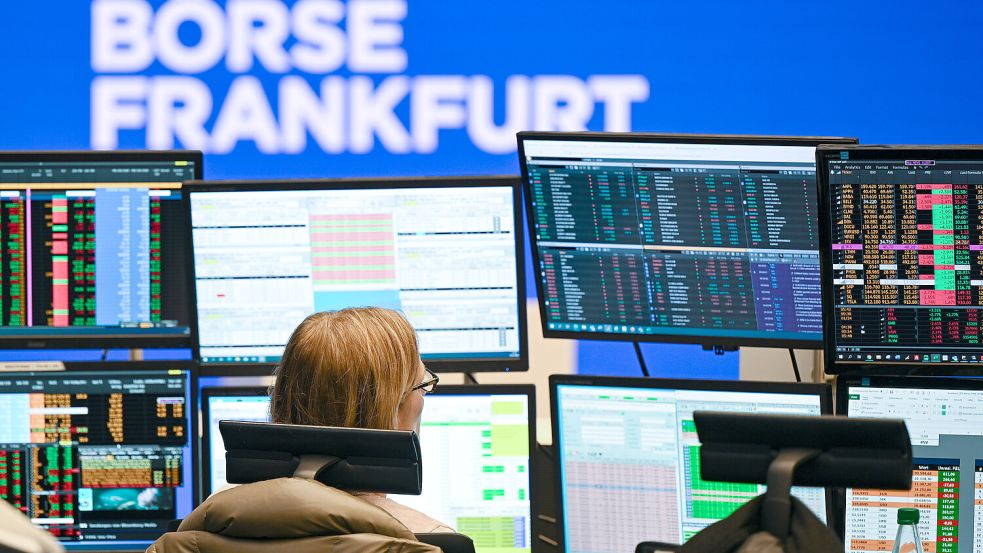Bereits seit einem Vierteljahrhundert ist der ETF-Handel an der Deutschen Börse möglich – Deutsche bleiben jedoch Anlegermuffel. Foto: dpa/Arne Dedert