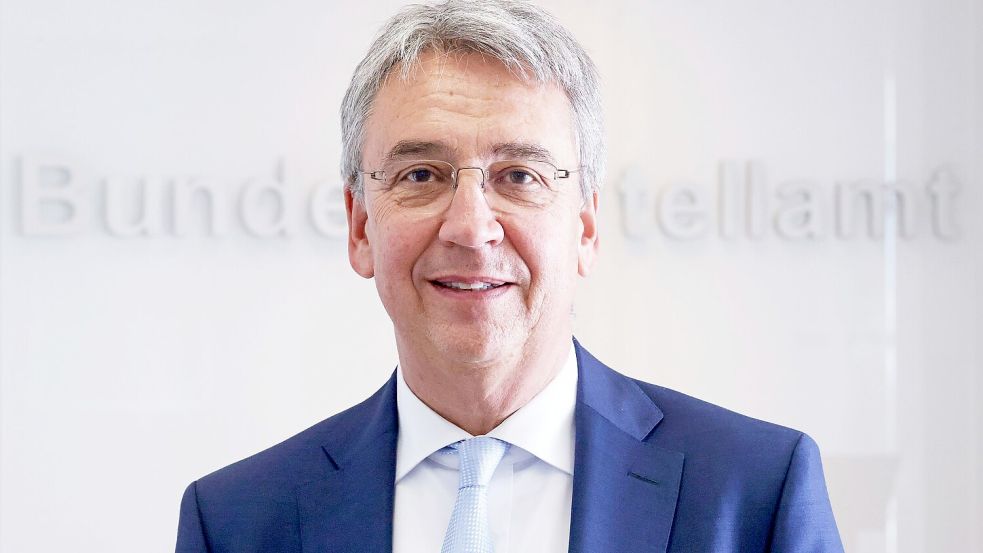 Deutschlands oberster Wettbewerbshüter Andreas Mundt äußert scharfe Kritik an Vodafone. Foto: Oliver Berg/dpa
