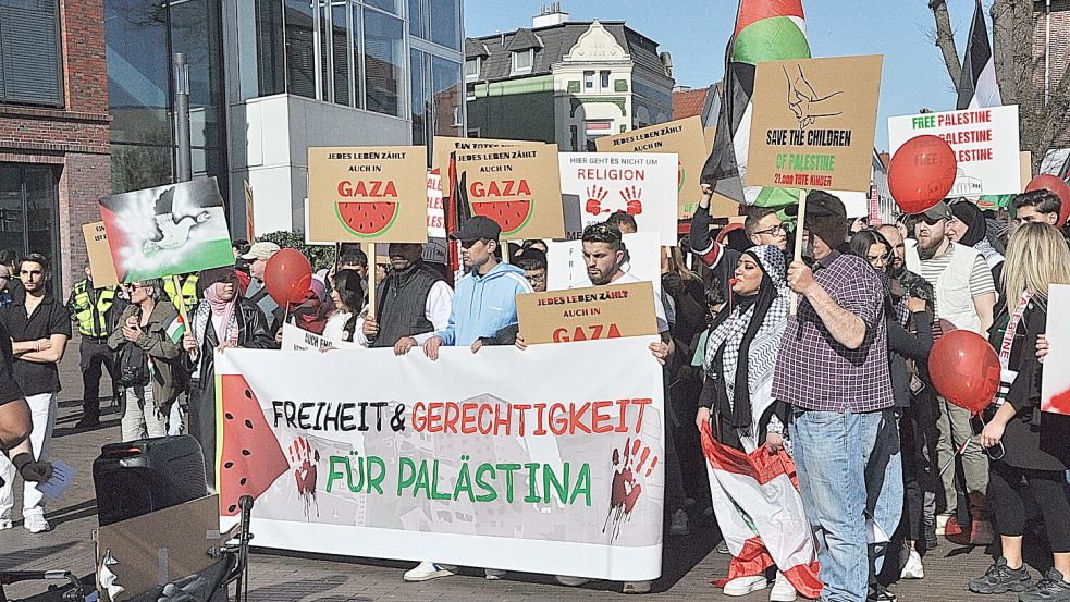 Die Demonstranten protestierten gegen den Krieg im Gaza. Foto: Wolters