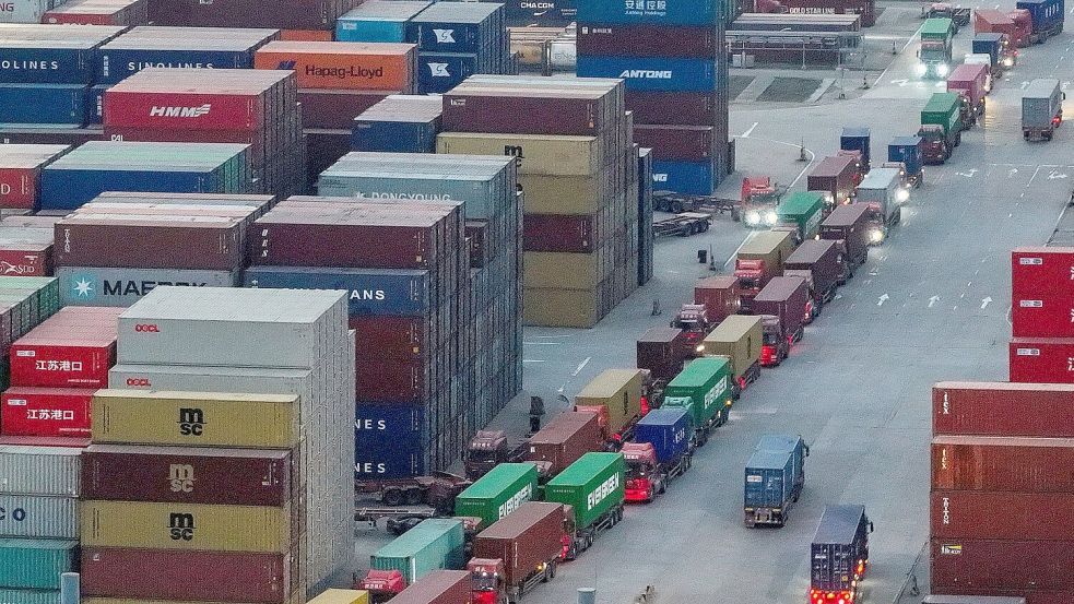 Chinas Wirtschaft wird maßgeblich durch Exporte angetrieben. Foto: Uncredited/CHINATOPIX via AP/dpa