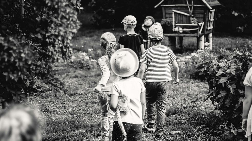 Wie Menschen den Alltag in Verschickungsheimen erinnern, hat auch mit der eigenen Familie zu tun. Foto: Unsplash