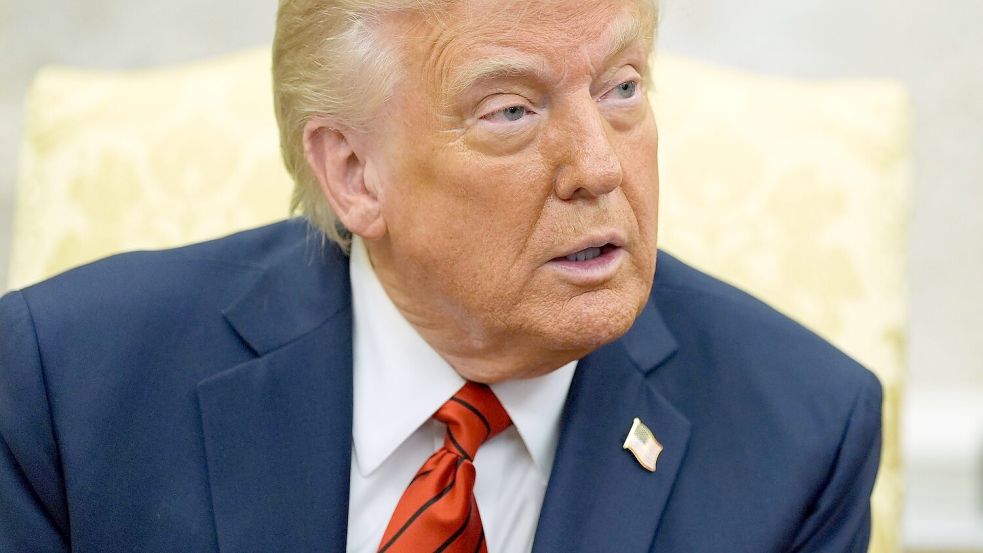 Trump hat sich erneut über seinen Amtsvorgänger Joe Biden ausgelassen. Foto: Alex Brandon/AP/dpa