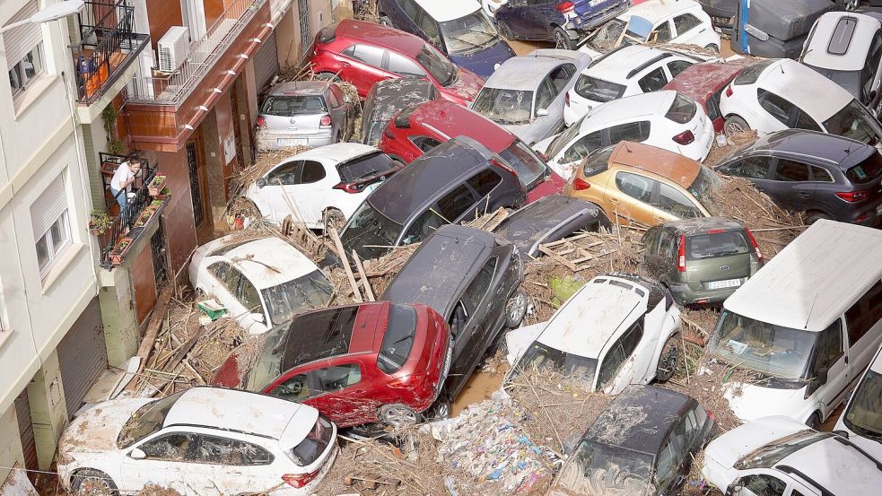 Unwetter in Spanien haben Ende vergangenen Jahres für mehr als 200 Tote und massives Chaos gesorgt. Foto: Alberto Saiz/AP/dpa