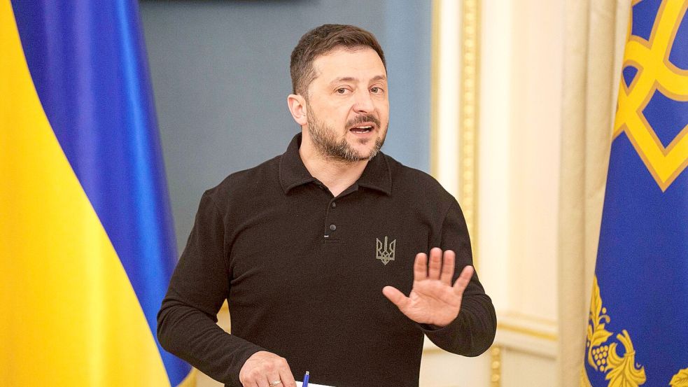 Für den ukrainischen Präsidenten Wolodymyr Selenskyj können ukrainische Gebietsabtretungen an Russland kein Gegenstand von Friedensgesprächen sein. Foto: Evgeniy Maloletka/AP/dpa