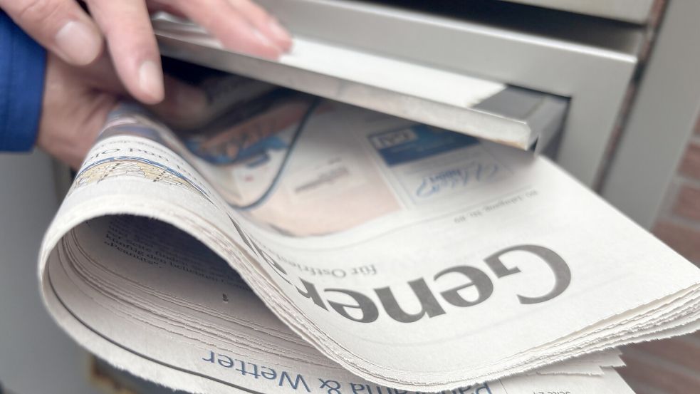 Bislang unbekannte Jugendliche haben zwei Zeitungszusteller in Ostrhauderfehn bedroht und drangsaliert. Symbolfoto: Henrik Zein