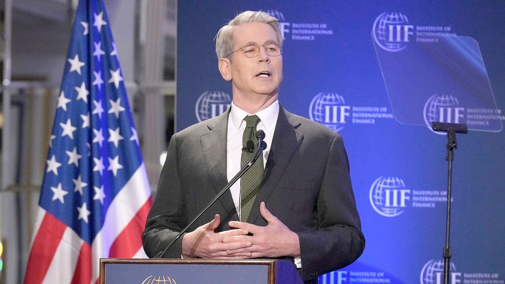 US-Finanzminister Bessent spricht über den Zollstreit mit China. Foto: Jacquelyn Martin/AP/dpa
