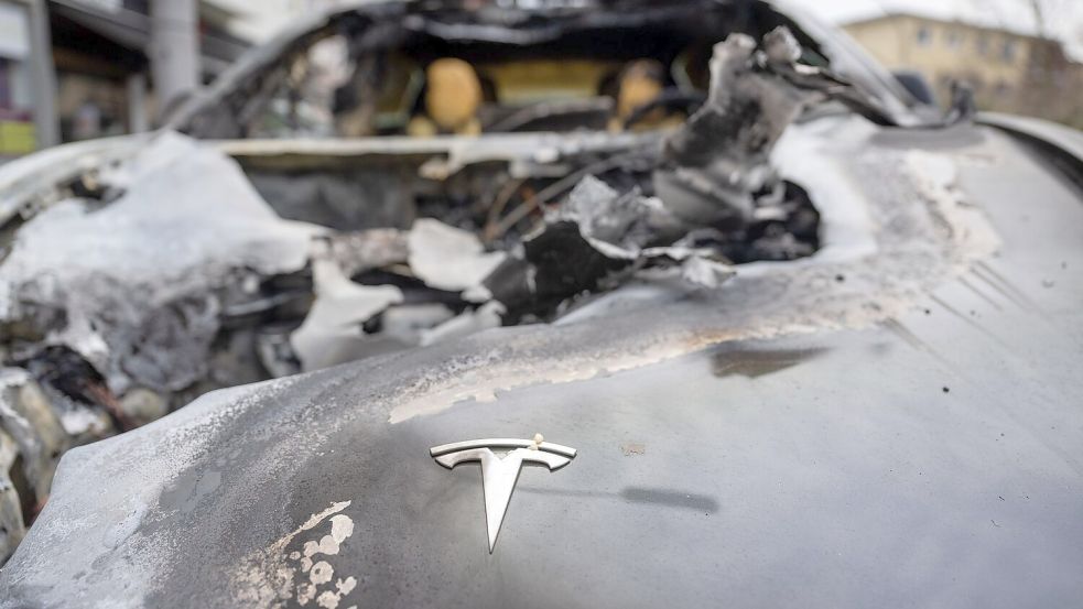Tesla verliert weiter Marktanteile in Europa. (Archivbild) Foto: Christophe Gateau/dpa