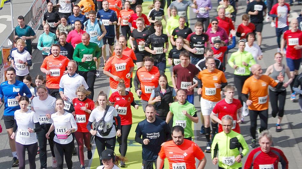 Am Sonntag findet am Papenburger Untenende der 15. Citylauf statt. Im Vorjahr wurde mit 1730 Zieleinläufen ein neuer Rekord aufgestellt. Foto: Reemts
