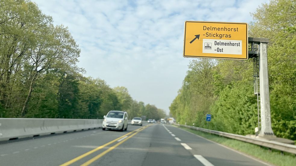 Die doppelte Linienführung auf der B75 weist auf ein absolutes Überholverbot während der „2+0-Verkehrsführung“ hin. Foto: Melanie Machedanz