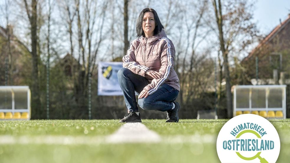 Anne Thonicke ist gebürtige Suurhuserin. In Hinte engagiert sie sich ehrenamtlich beim TuS Eintracht Hinte. Den Sportplatz bezeichnet sie als ihren Lieblingsplatz im Ort. Foto: Ortgies