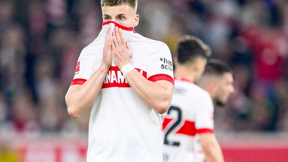 Ermedin Demirovic vergab in Halbzeit die große Chance auf die VfB-Führung. Foto: Tom Weller/dpa