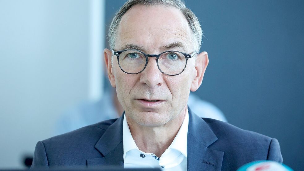 Der Chemiepark-Chef Christof Günther fordert eine Neubewertung der deutschen Energiepolitik. (Archivbild) Foto: Jan Woitas/dpa