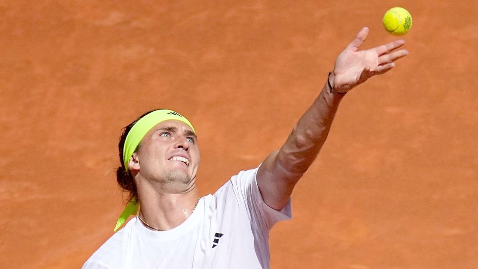 Mit erheblicher Mühe rang Zverev den Spanier Davidovich Fokina nieder. Foto: Manu Fernandez/AP/dpa