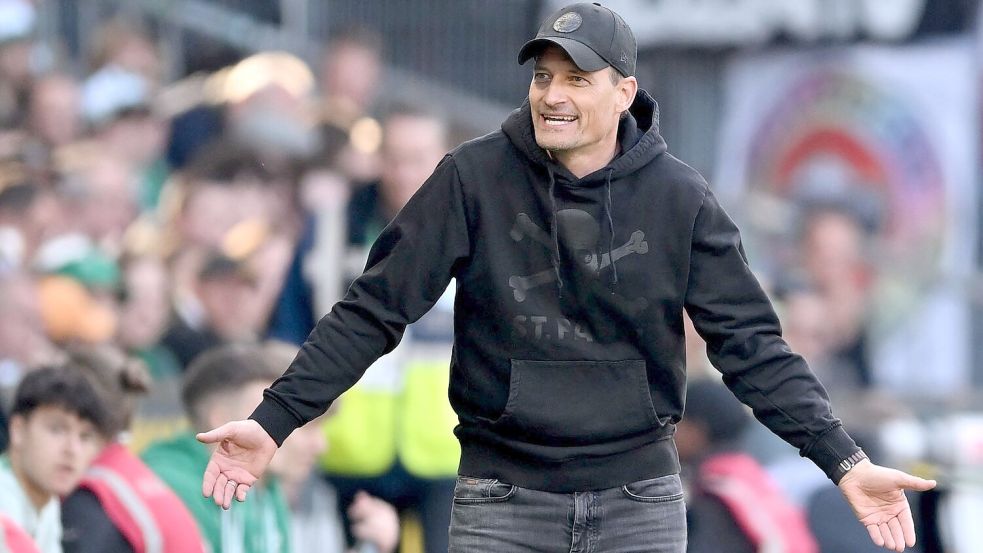 Alexander Blessin sah ein gutes Auswärtsspiel seiner Mannschaft. Foto: Carmen Jaspersen/dpa
