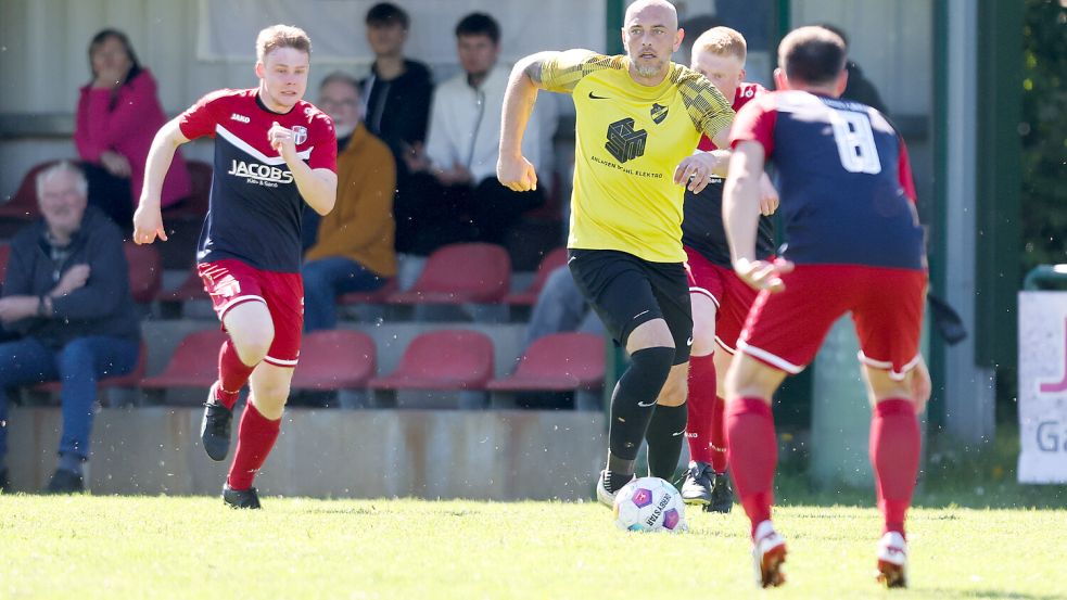Juri Kiefel traf für Hinte zum 3:2. Foto: Doden/Emden