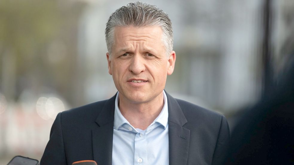 In den Ampel-Jahren ist der 52 Jahre alte Thorsten Frei als Manager der Unionsfraktion einer der wichtigsten Vertrauten von Unionsfraktionschef Friedrich Merz geworden. Nun soll er Kanzleramtschef werden. Foto: Christophe Gateau/dpa