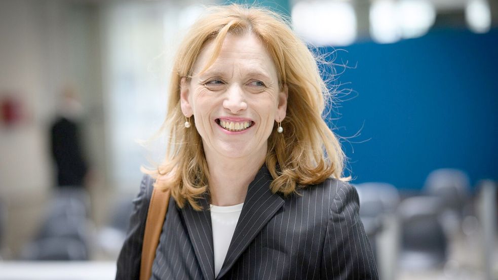CDU-Bundesvize Karin Prien gilt als eine der profiliertesten Bildungspolitikerinnen in der Union. Seit 2017 ist sie Bildungsministerin in Schleswig-Holstein. Prien ist meinungsstark und scheut keine Debatte. Foto: Bernd von Jutrczenka/dpa