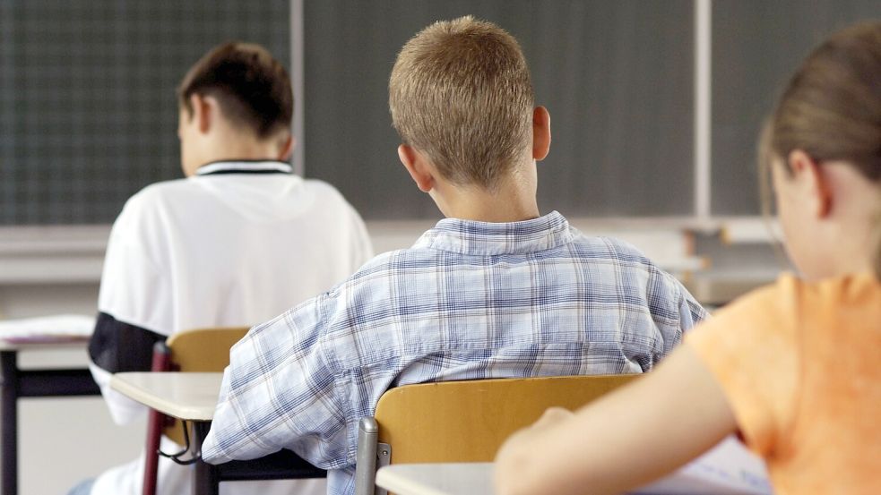 Mancher Schüler bringt die Lehrkräfte zur Verzweiflung – Die NRW-Schulministerin bestärkt sie darin, nötige Verfahren einzuleiten. Foto: IMAGO / emil umdorf